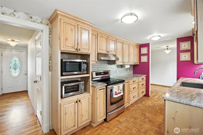 Property photo for 20517 81st Avenue W, Edmonds photo 7