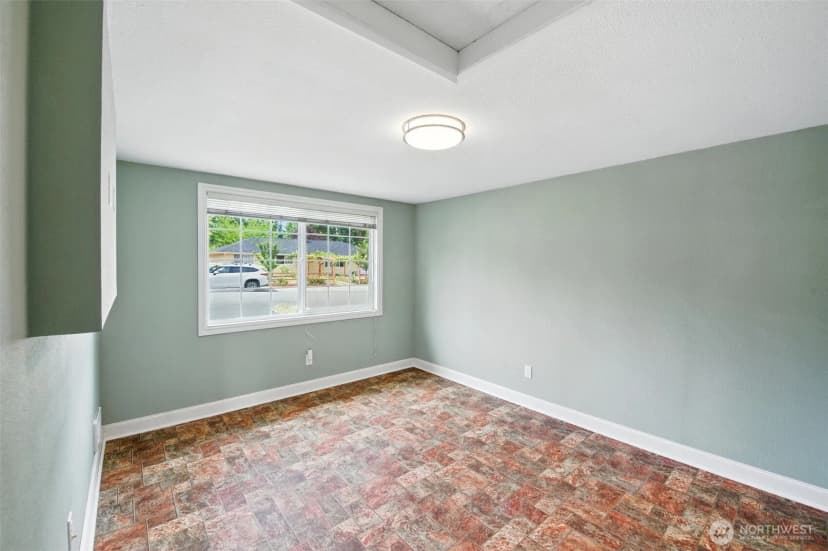Property photo for 20517 81st Avenue W, Edmonds photo 15