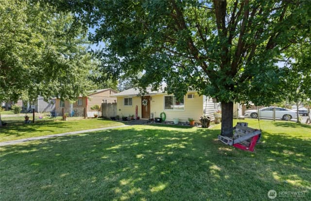 Property photo for 1306 E Spruce Street, Othello photo 2