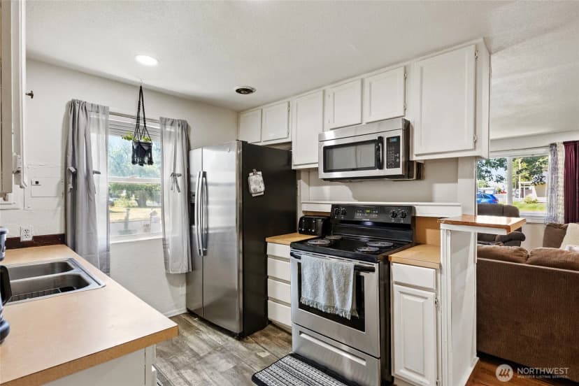Property photo for 1306 E Spruce Street, Othello photo 11