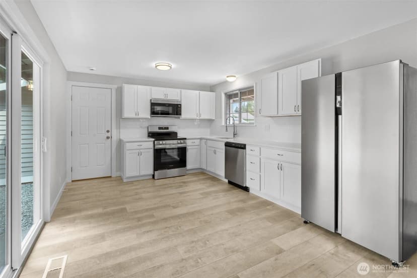 Property photo for 3921 Apollo Street Se, Lacey photo 11