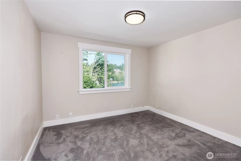 Property photo for 8117 Se Bay Street, Port Orchard photo 12
