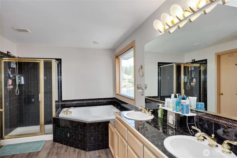Property photo for 8117 Se Bay Street, Port Orchard photo 8