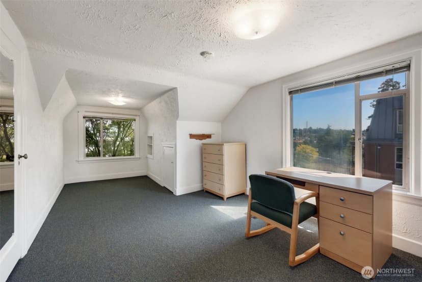 Property photo for 651 W Bertona Street, Seattle photo 18