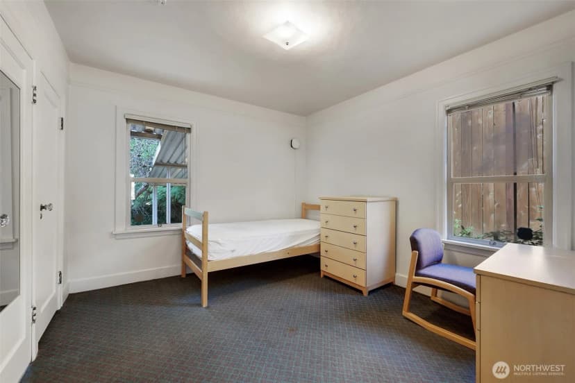 Property photo for 651 W Bertona Street, Seattle photo 11