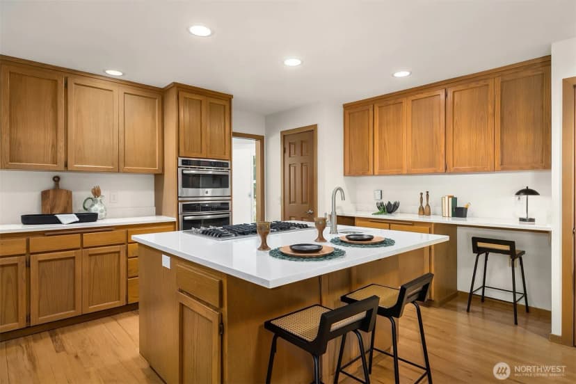 Property photo for 5047 84th Avenue Se, Mercer Island photo 8