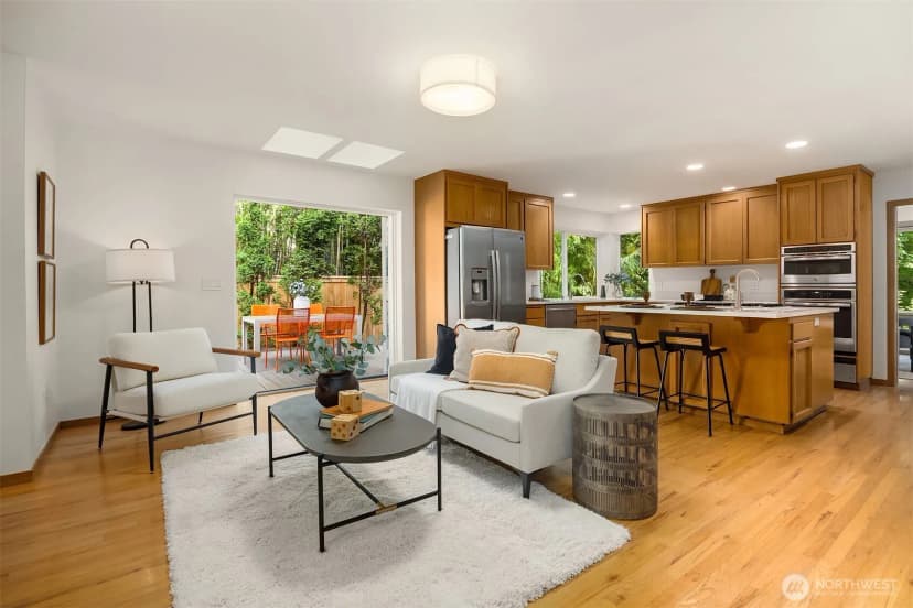 Property photo for 5047 84th Avenue Se, Mercer Island photo 9
