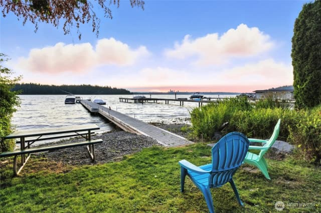 Property photo for 5047 84th Avenue Se, Mercer Island