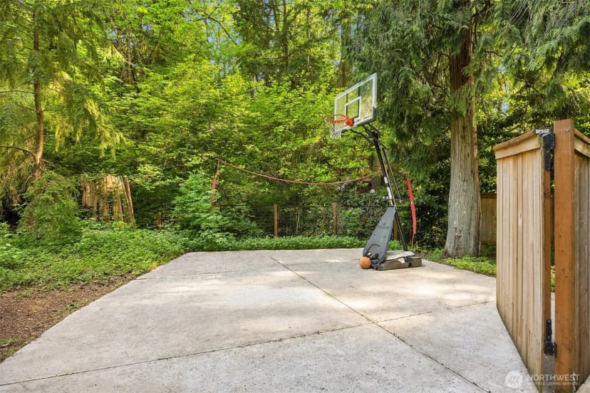 Property photo for 5047 84th Avenue Se, Mercer Island photo 30
