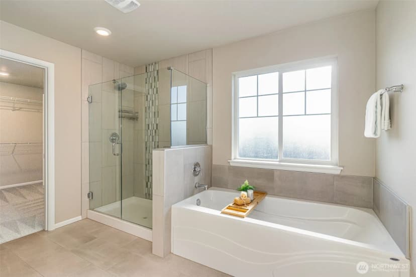 Property photo for 24027 141st Ln Se, Kent photo 23