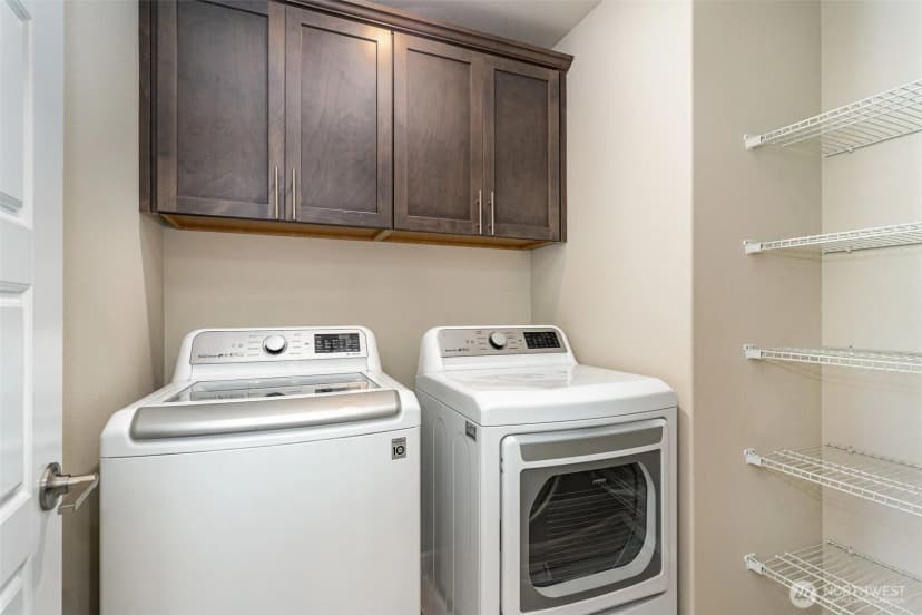 Property photo for 24027 141st Ln Se, Kent photo 30