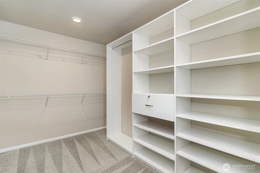 Property photo for 24027 141st Ln Se, Kent photo 24