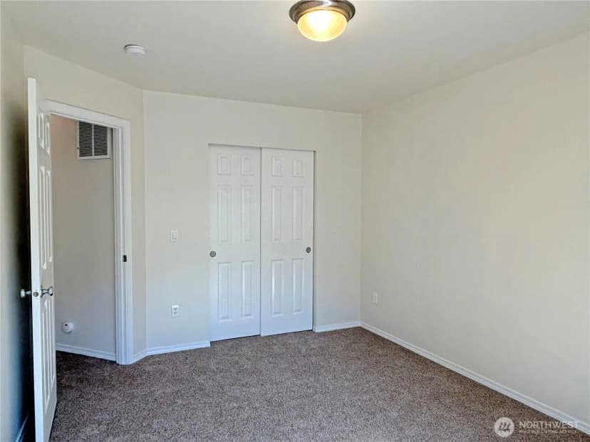 Property photo for 2315 Crestwood Lane Nw, Olympia photo 18