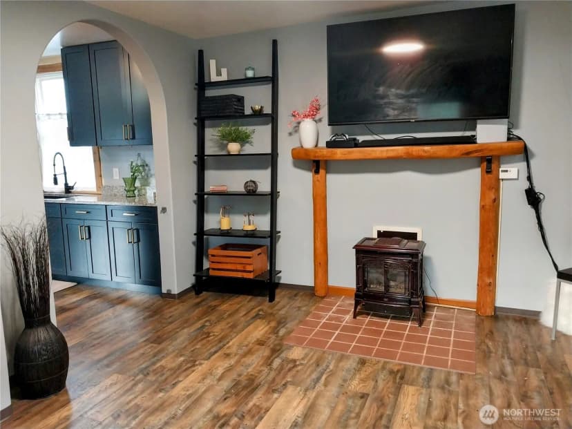 Property photo for 36727 Highway 2, Sultan photo 13