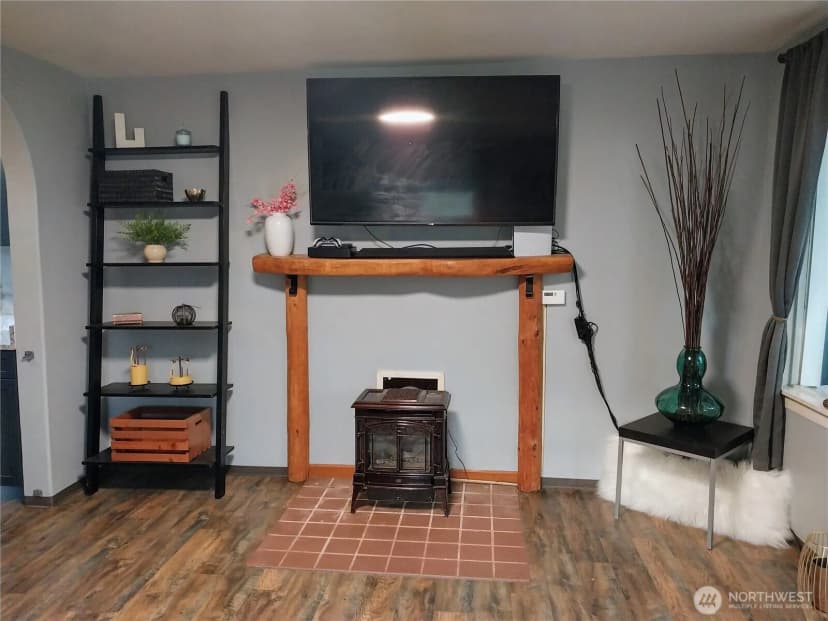 Property photo for 36727 Highway 2, Sultan photo 12