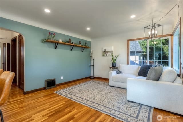 Property photo for 1028 University Street, Walla Walla photo 4
