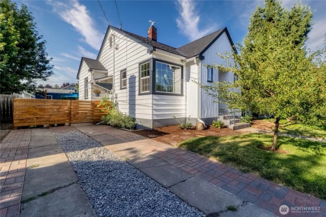 Property photo for 1028 University Street, Walla Walla
