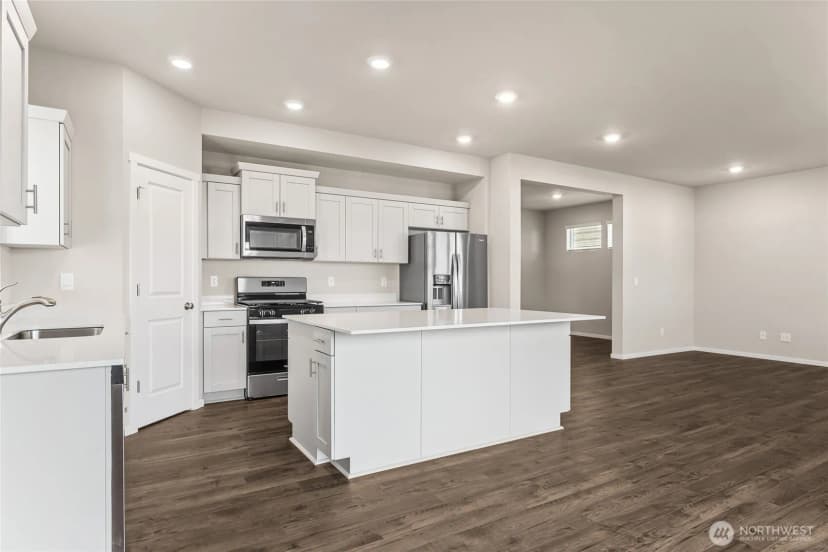 Property photo for 6091 Ivanoff Lane Sw #42, Port Orchard photo 9