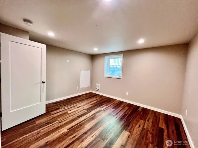 Property photo for 6515 22nd Ave Nw, Seattle photo 24