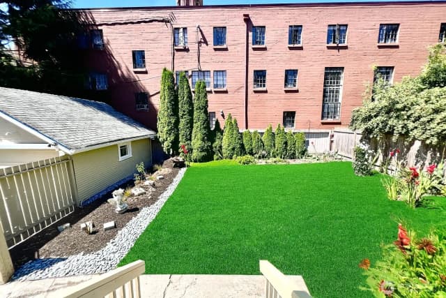 Property photo for 6515 22nd Ave Nw, Seattle photo 3