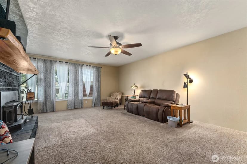 Property photo for 120 Electric Boulevard, Electric City photo 7