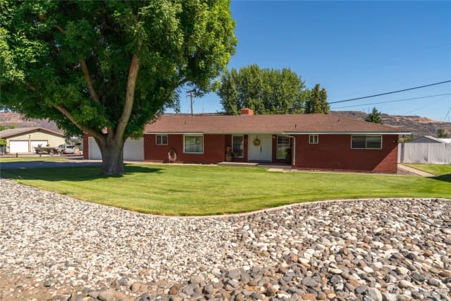 Property photo for 120 Electric Boulevard, Electric City