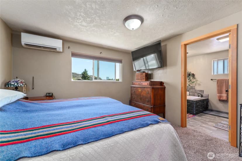 Property photo for 120 Electric Boulevard, Electric City photo 16