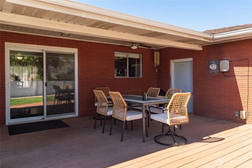 Property photo for 120 Electric Boulevard, Electric City photo 28