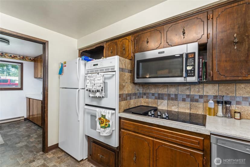 Property photo for 120 Electric Boulevard, Electric City photo 13