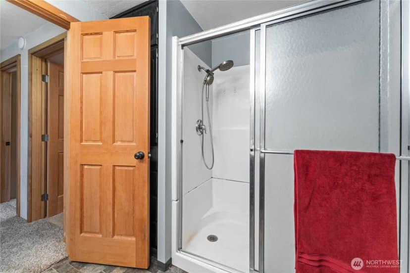 Property photo for 120 Electric Boulevard, Electric City photo 21