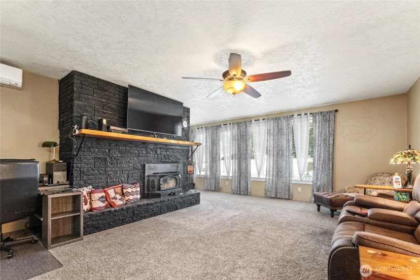 Property photo for 120 Electric Boulevard, Electric City photo 6