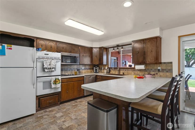 Property photo for 120 Electric Boulevard, Electric City photo 11