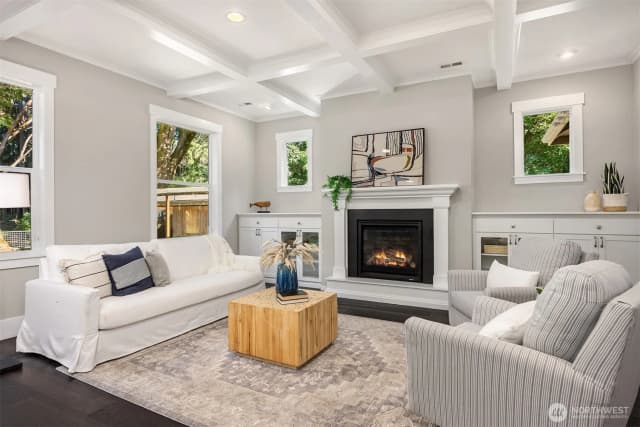 Property photo for 10674 N Madison Avenue Ne, Bainbridge Island photo 5