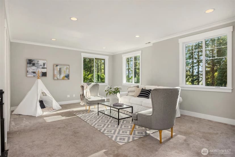 Property photo for 10674 N Madison Avenue Ne, Bainbridge Island photo 16