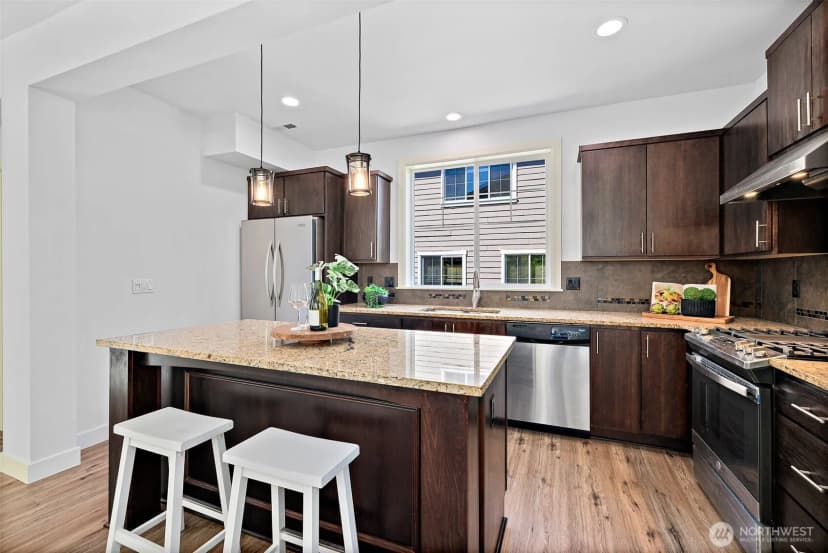 Property photo for 316 Ne Eagle Way, Issaquah photo 17