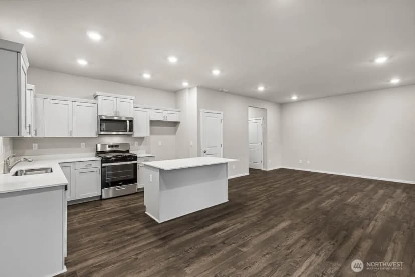 Property photo for 5925 Addison Road Sw #100, Port Orchard photo 11