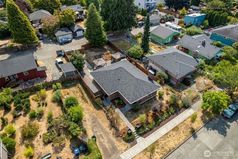 Property photo for 7716 38th Avenue Sw, Seattle photo 36