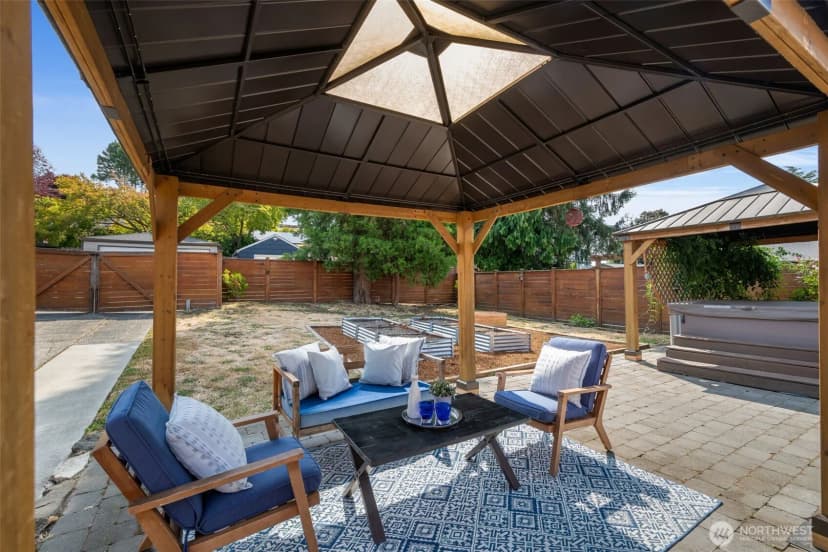 Property photo for 7716 38th Avenue Sw, Seattle photo 32