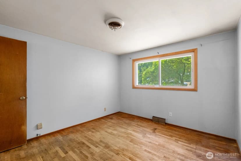 Property photo for 20112 15th Avenue S, Sea Tac photo 30