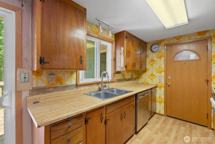 Property photo for 20112 15th Avenue S, Sea Tac photo 11