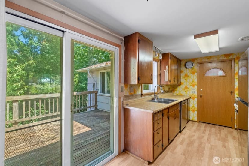 Property photo for 20112 15th Avenue S, Sea Tac photo 10
