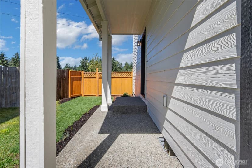 Property photo for 6711 159th St E, Puyallup photo 2