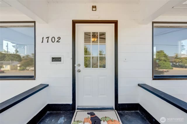 Property photo for 1702 Cedar Street #a, Everett photo 5