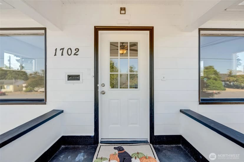 Property photo for 1702 Cedar Street #a, Everett photo 5