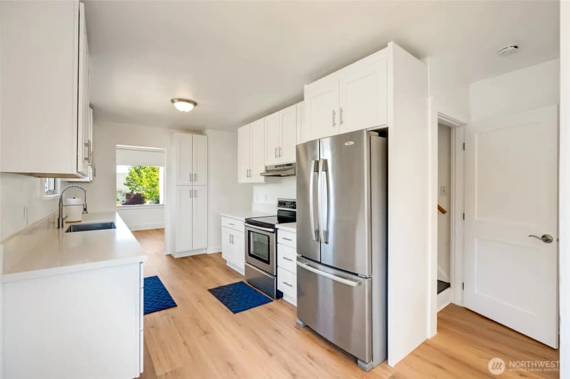 Property photo for 1702 Cedar Street #a, Everett photo 12