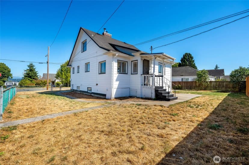 Property photo for 1702 Cedar Street #a, Everett photo 29