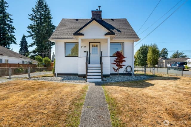 Property photo for 1702 Cedar Street #a, Everett