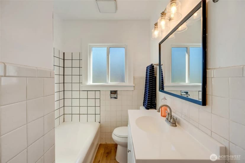 Property photo for 1702 Cedar Street #a, Everett photo 15