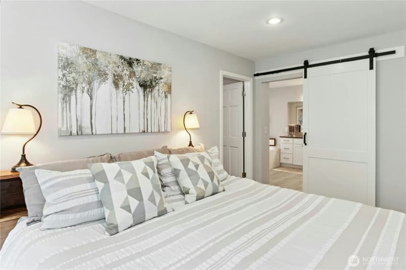 Property photo for 3408 Ne 23rd Place, Renton photo 21