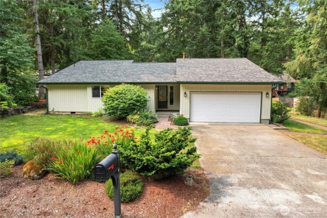 Property photo for 1925 45th Street Ct Nw, Gig Harbor photo 3